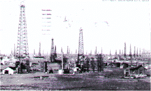 oilwells.gif (45200 bytes)